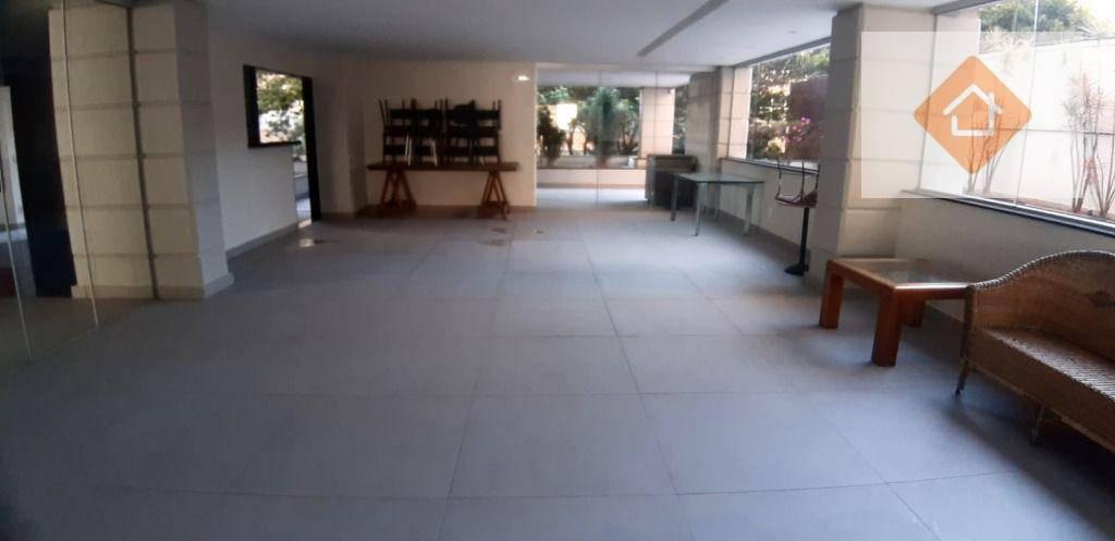 Apartamento, Funcionários, 2 Quartos, 1 Vaga, 1 Suíte