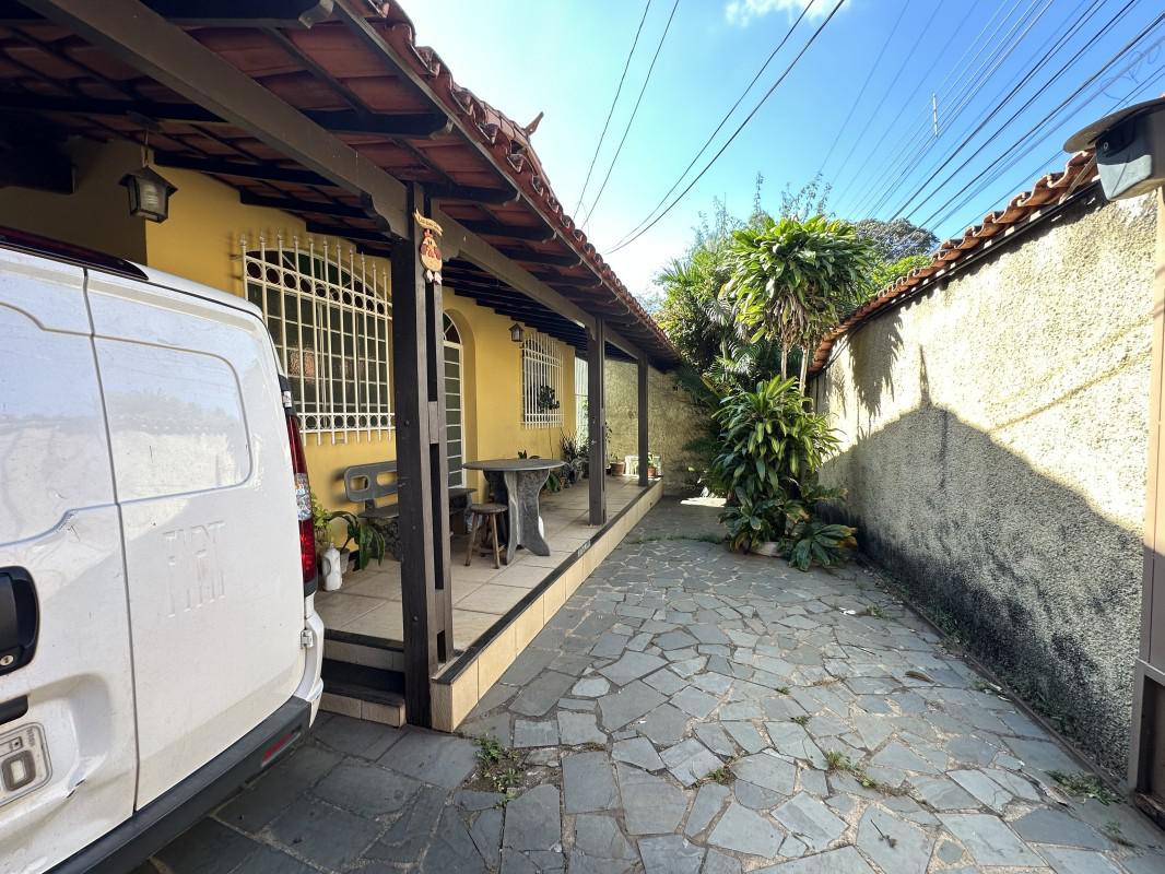 Casa, Caiçaras, 3 Quartos, 3 Vagas, 1 Suíte