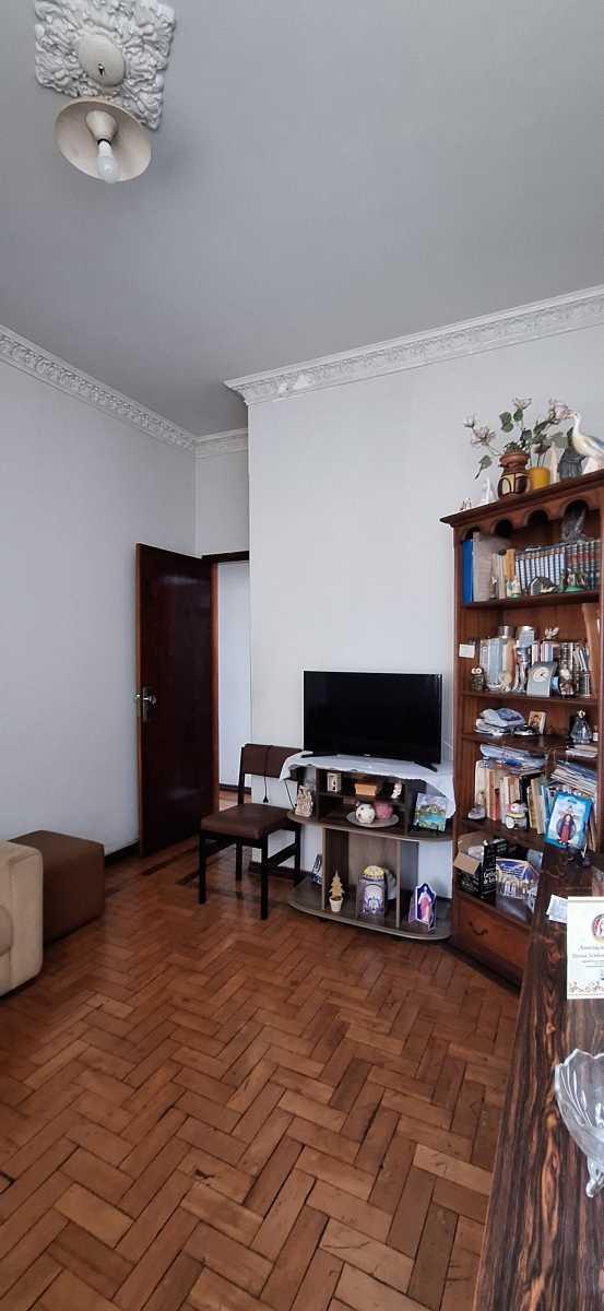 Apartamento, Floresta, 3 Quartos, 0 Vaga