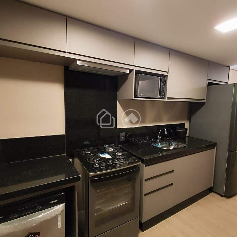 Apartamento, Estoril, 2 Quartos, 1 Vaga, 2 Suítes