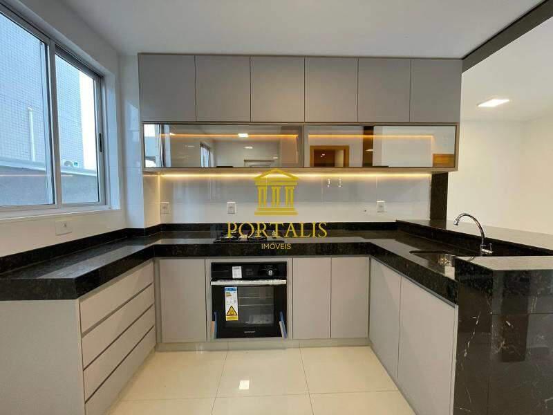 Apartamento, Vila Paris, 2 Quartos, 2 Vagas, 2 Suítes