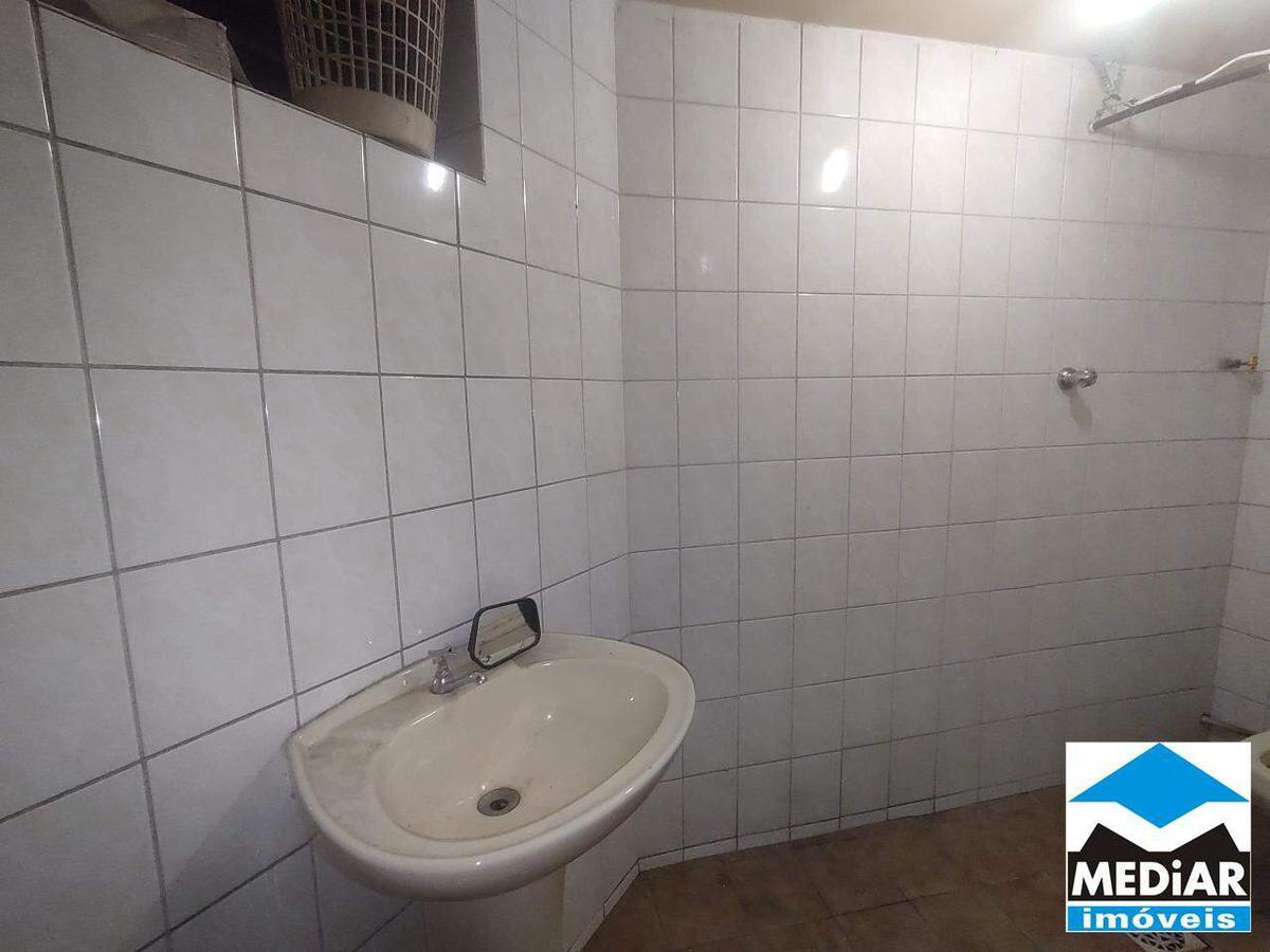 Andar, Savassi, 0 Quarto, 0 Vaga