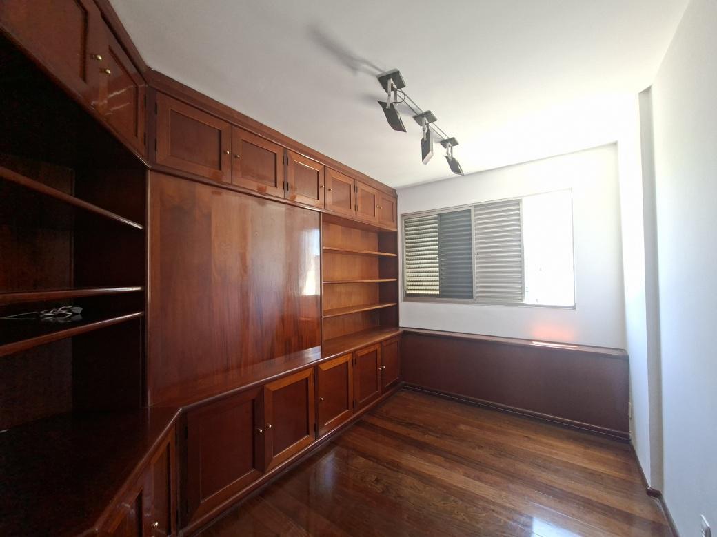 Apartamento, Savassi, 4 Quartos, 2 Vagas, 1 Suíte