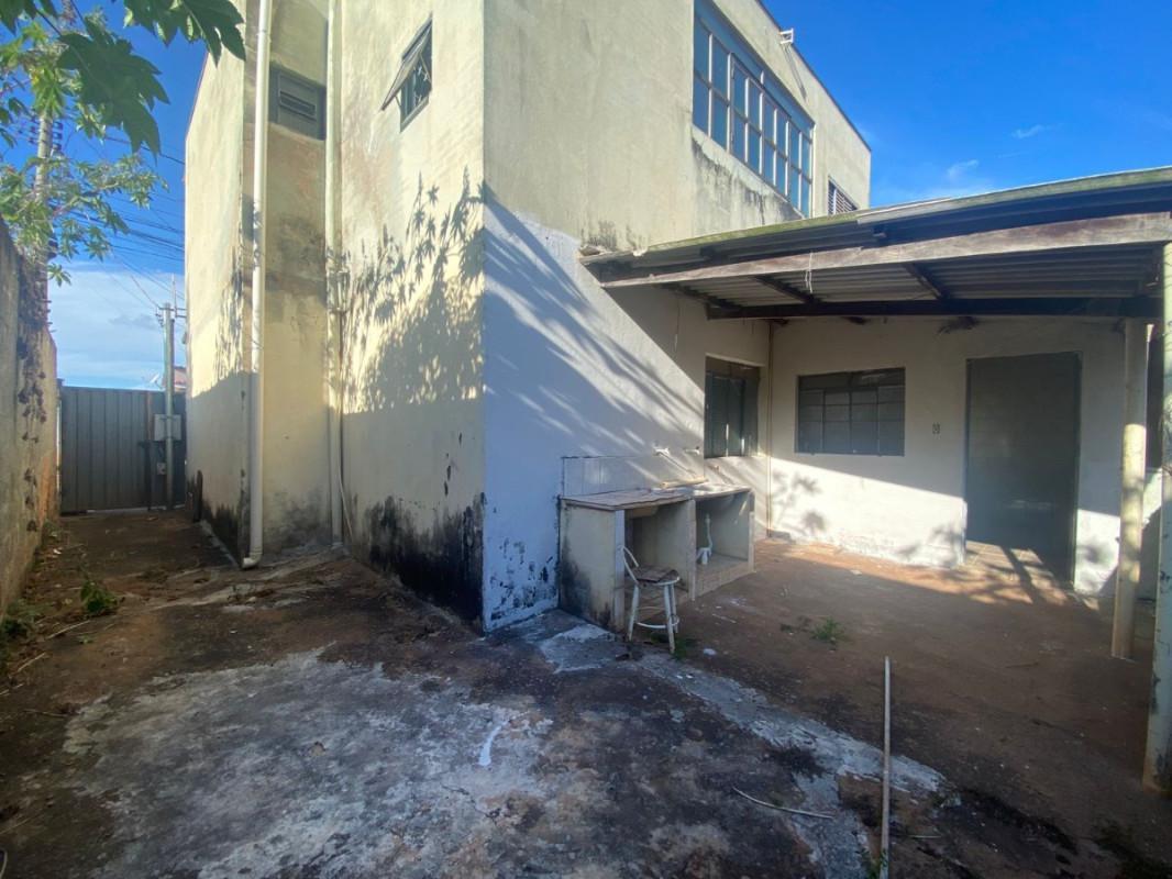 Casa, Centro, 4 Quartos, 2 Vagas