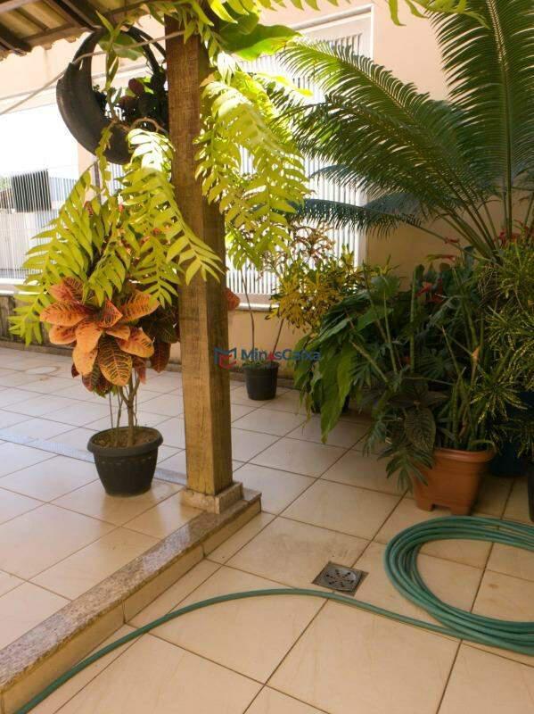 Casa, Primavera, 6 Quartos, 3 Vagas, 1 Suíte