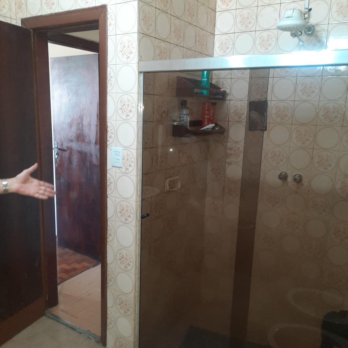 Apartamento, Floresta, 2 Quartos, 0 Vaga