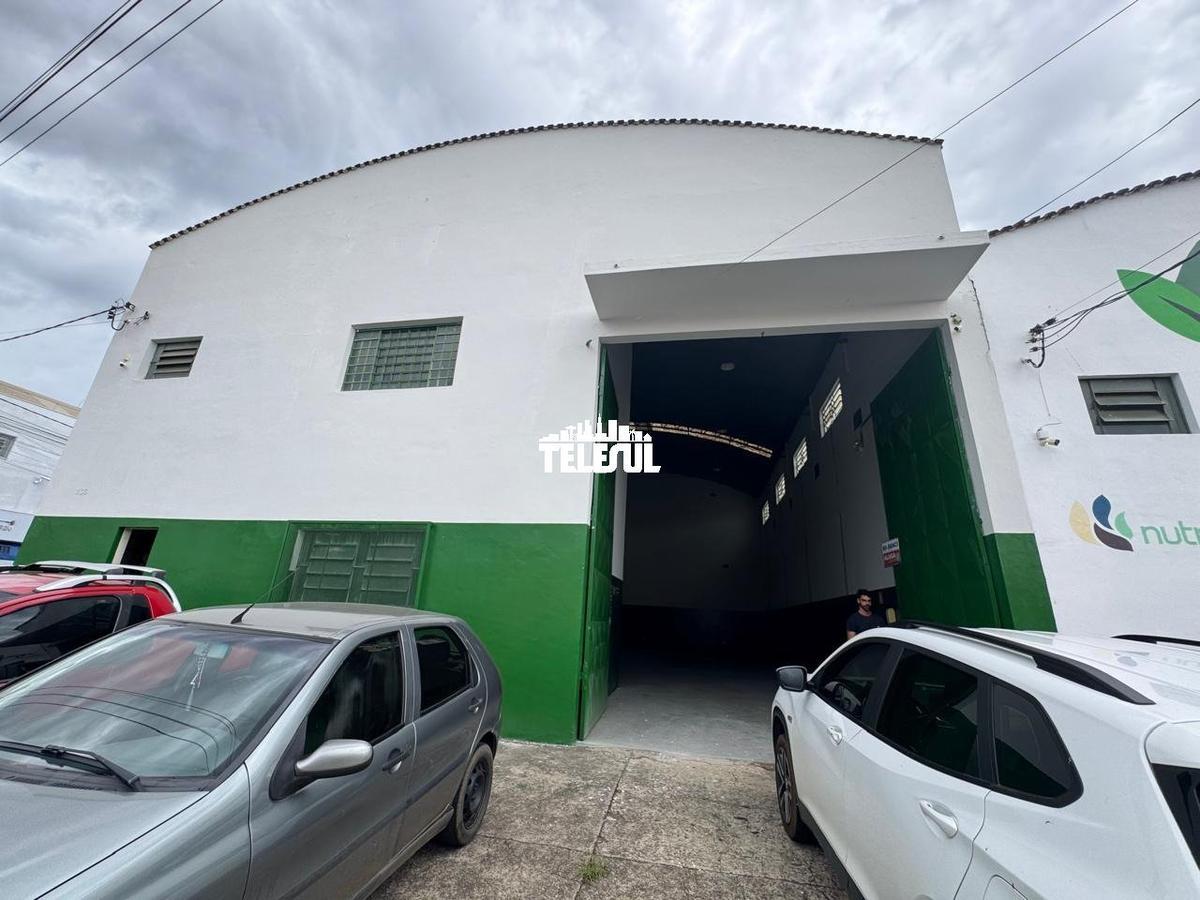 Galpão, Rezende, 0 Quarto, 0 Vaga