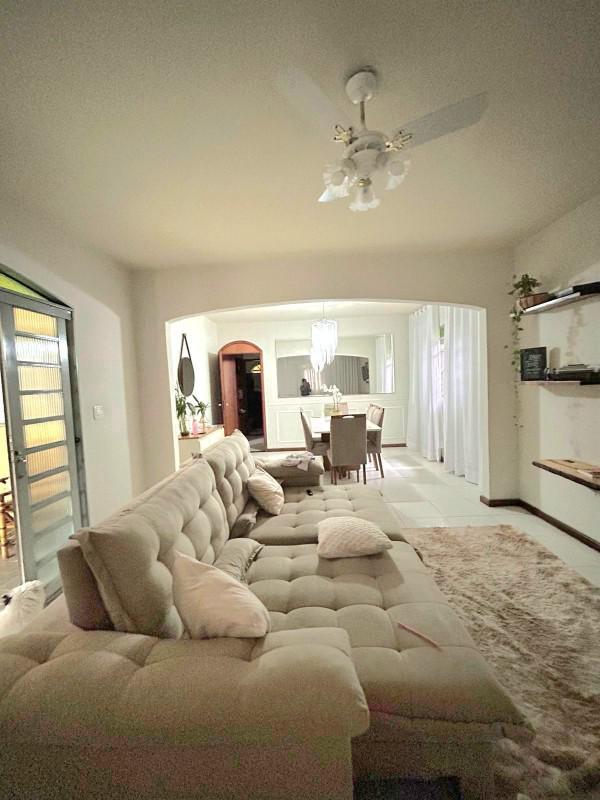 Casa, São Benedito, 4 Quartos, 4 Vagas