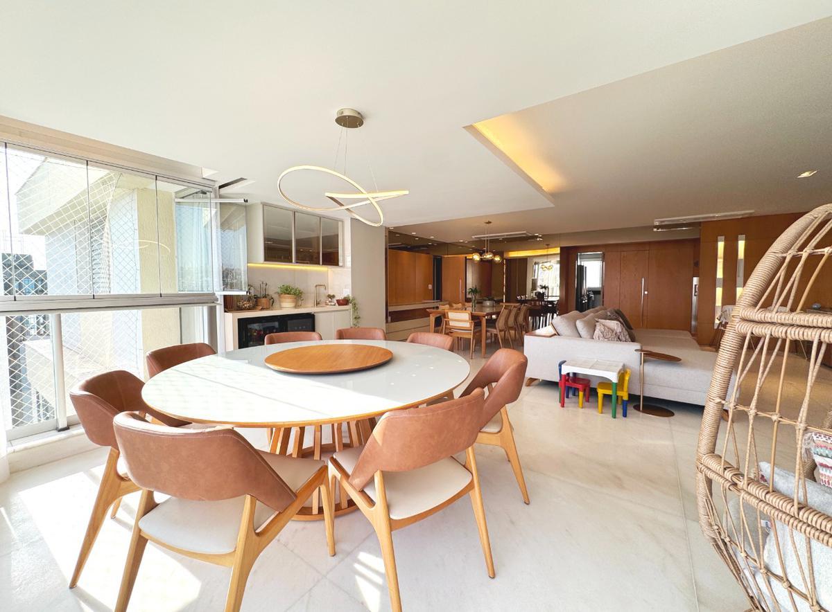 Apartamento, Lourdes, 4 Quartos, 4 Vagas, 2 Suítes