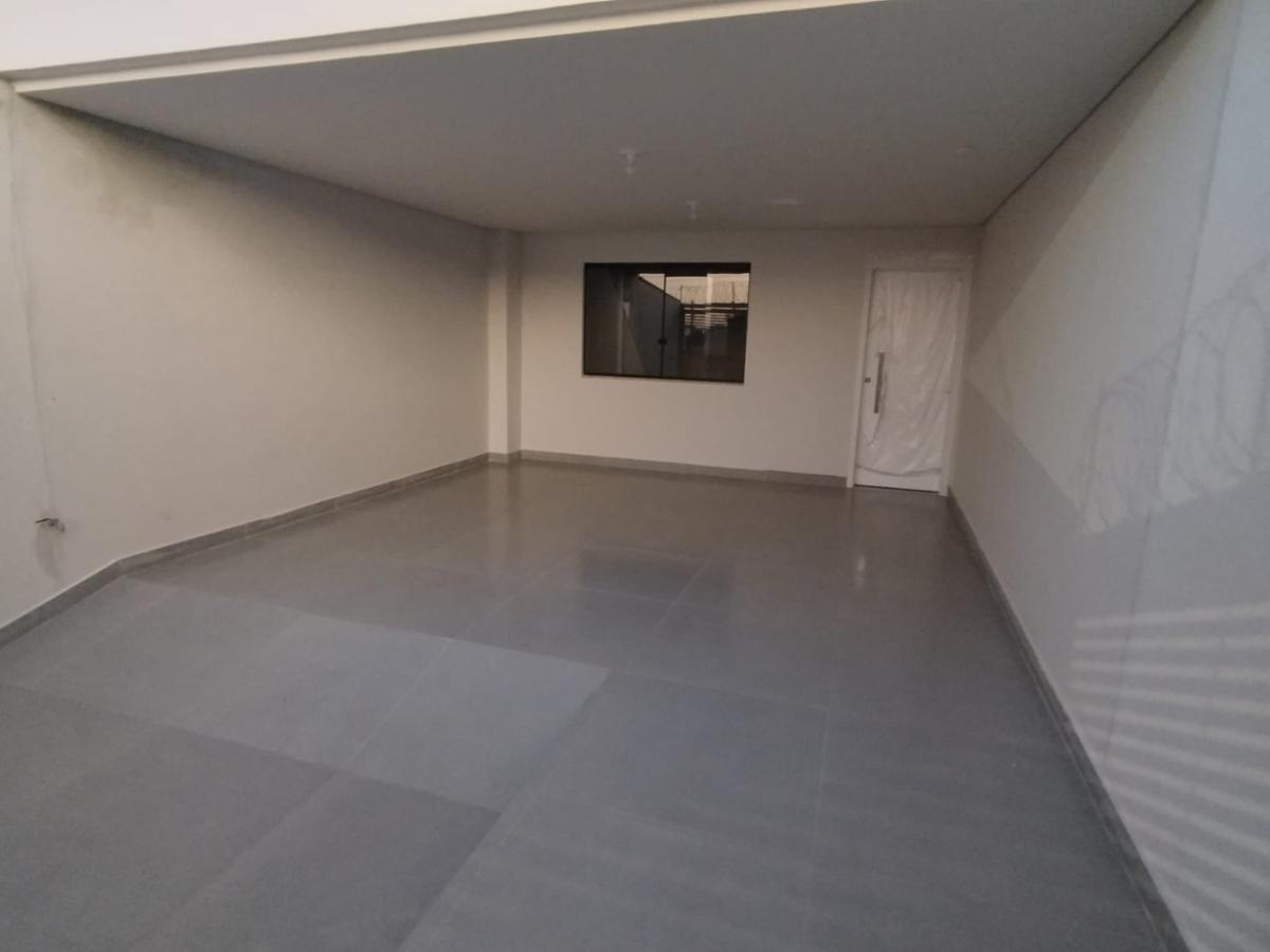 Casa, Floramar, 3 Quartos, 2 Vagas, 1 Suíte