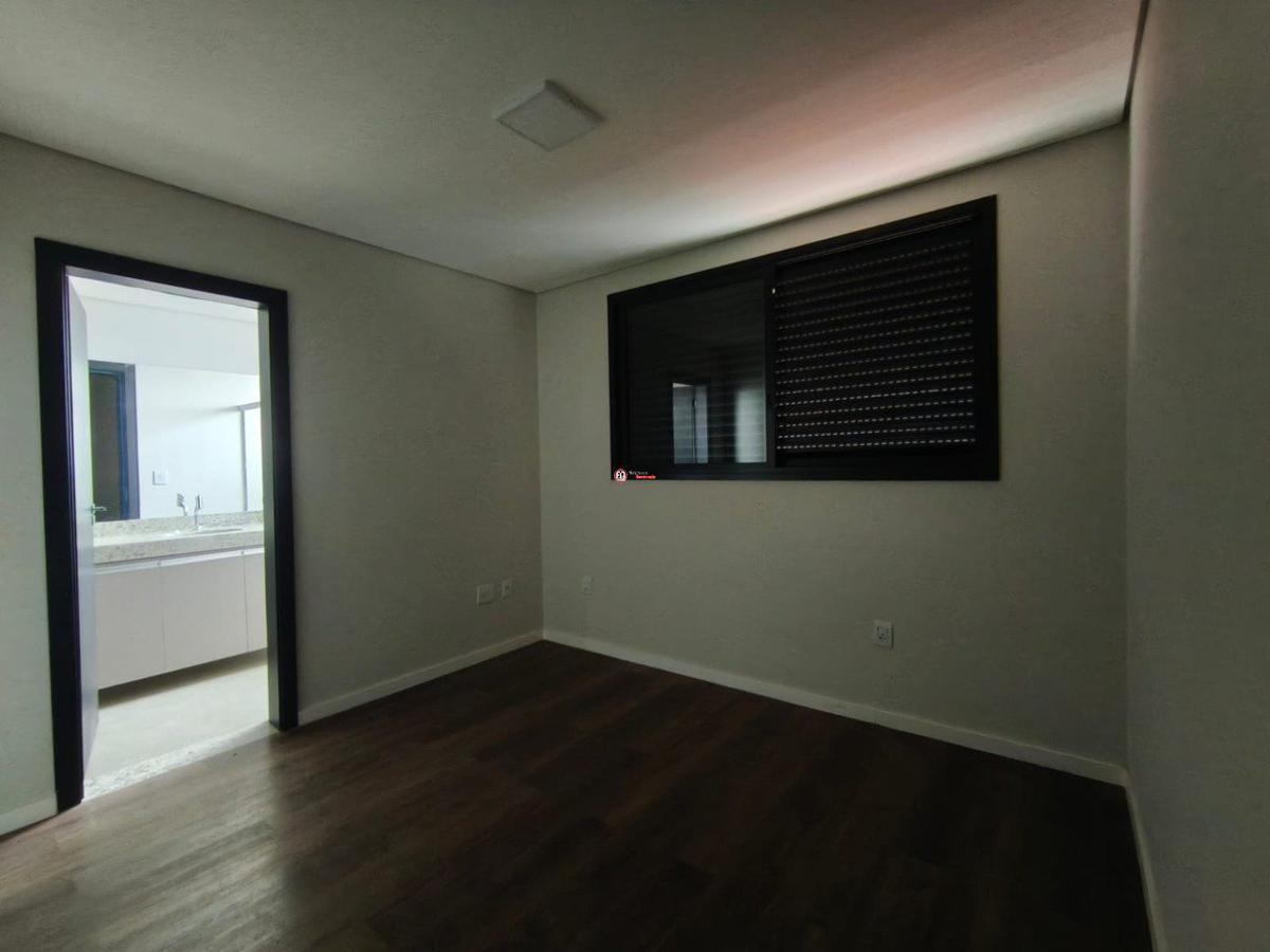 Cobertura, Liberdade, 3 Quartos, 2 Vagas, 1 Suíte