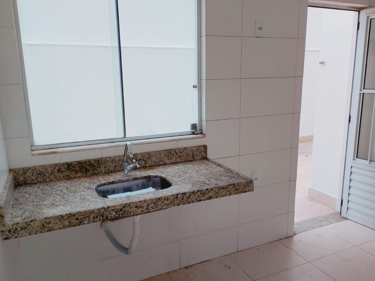 Apartamento, Santa Mônica, 2 Quartos, 1 Vaga
