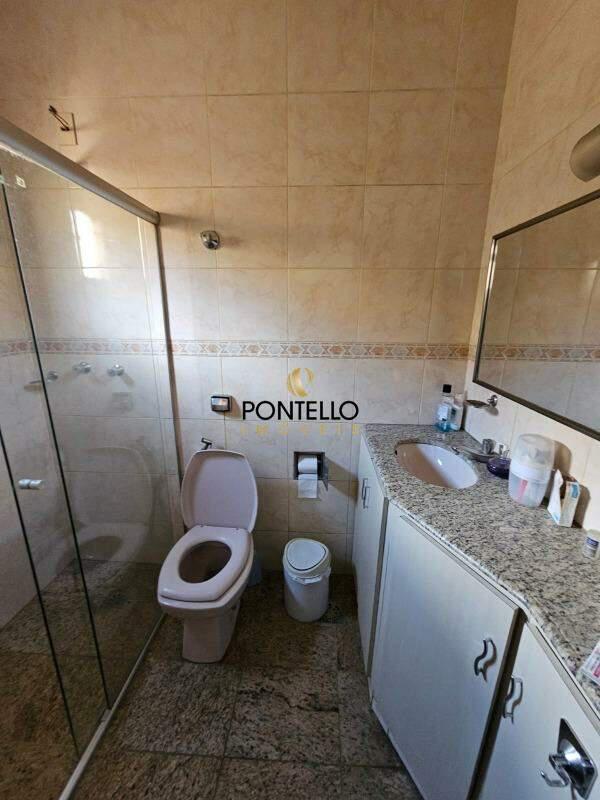 Casa, Boa Vista, 3 Quartos, 5 Vagas, 1 Suíte