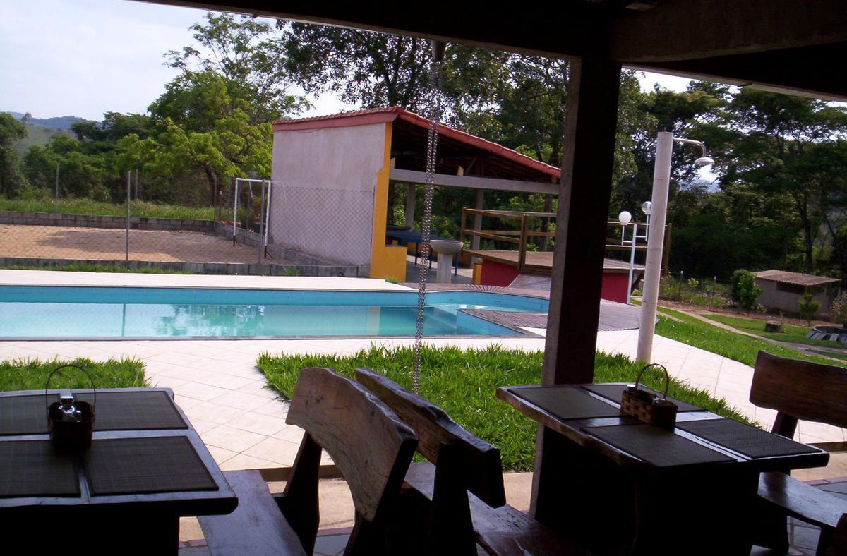 Hotel, Retiro do Chalé, 4 Quartos, 3 Vagas, 2 Suítes