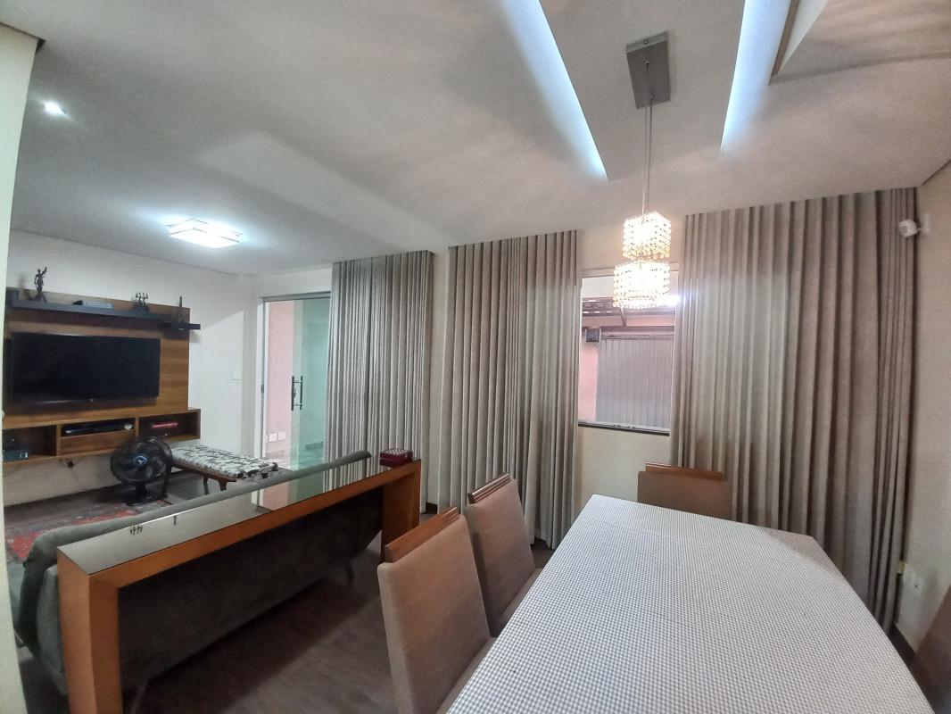 Casa, Industrial São Luiz, 3 Quartos, 2 Vagas, 1 Suíte