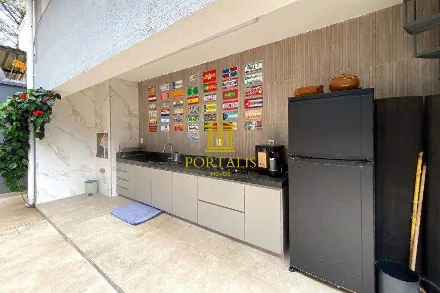 Casa, Colégio Batista, 4 Quartos, 3 Vagas, 2 Suítes