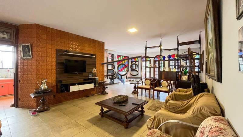 Casa, Serra, 7 Quartos, 8 Vagas, 2 Suítes