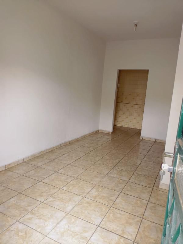 Casa, Conjunto Água Branca, 4 Quartos, 5 Vagas, 1 Suíte