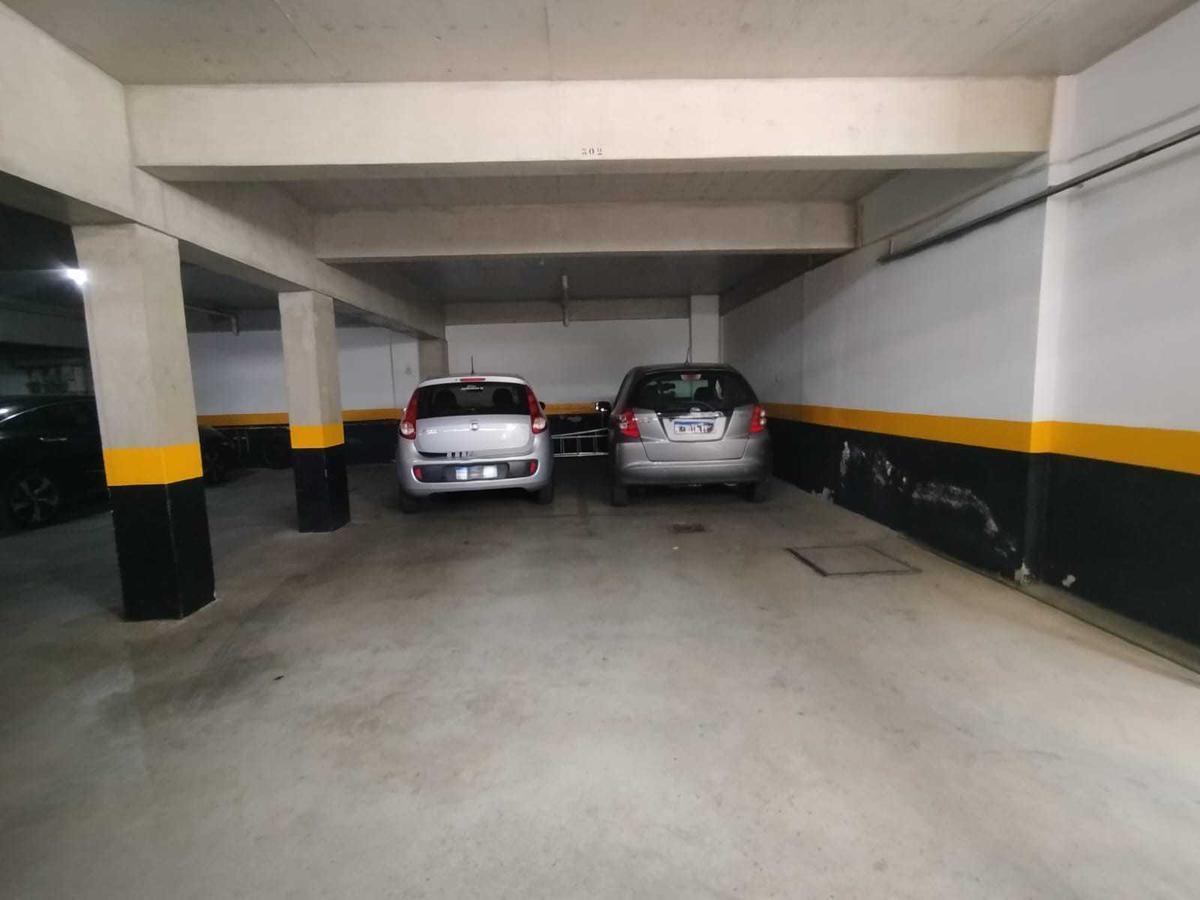 Apartamento, Sagrada Família, 3 Quartos, 2 Vagas, 1 Suíte