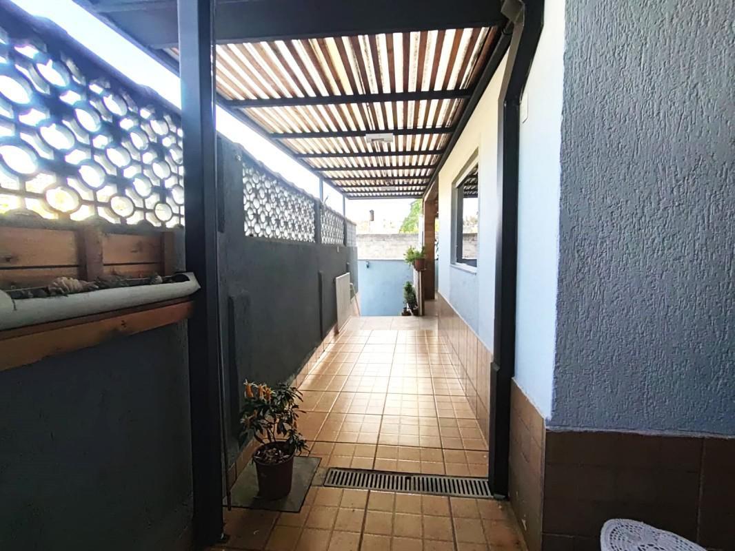 Casa, Europa, 8 Quartos, 3 Vagas, 2 Suítes