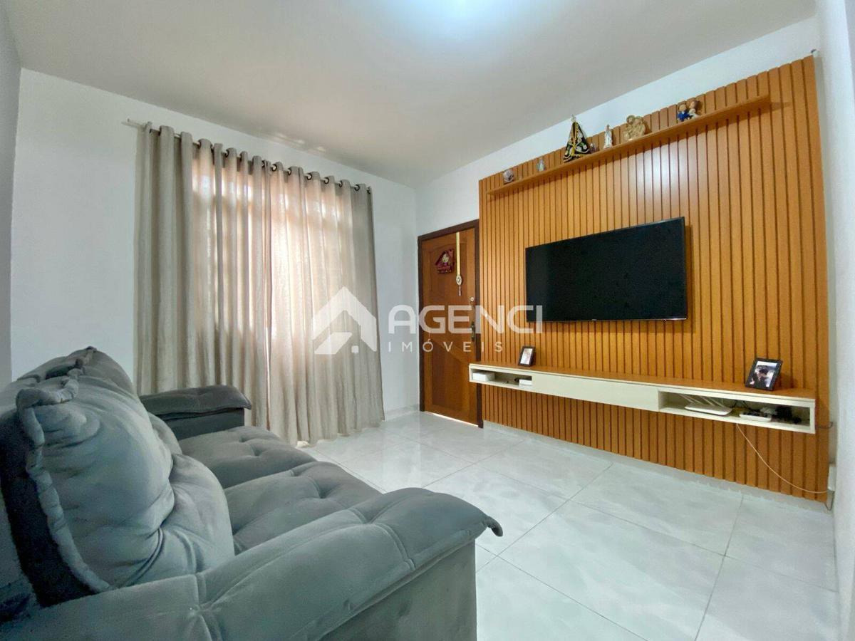 Casa, Arvoredo, 2 Quartos, 0 Vaga, 0 Suíte
