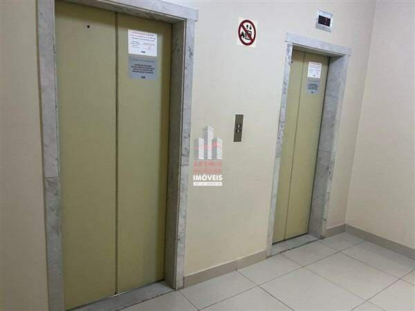 Sala, Funcionários