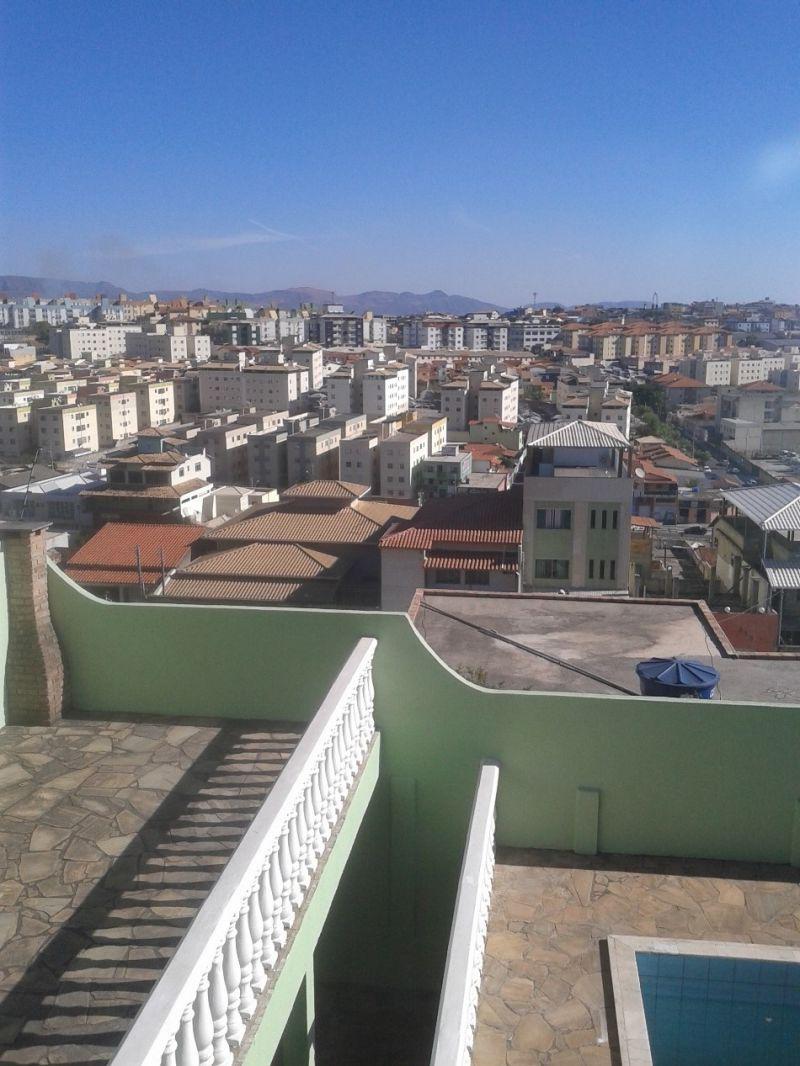 Casa, Jardim Riacho das Pedras, 3 Quartos, 4 Vagas, 1 Suíte