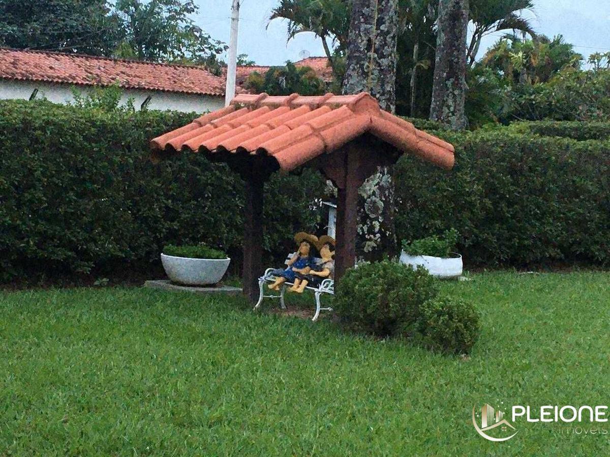 Fazenda, Centro, 5 Quartos, 2 Vagas, 1 Suíte