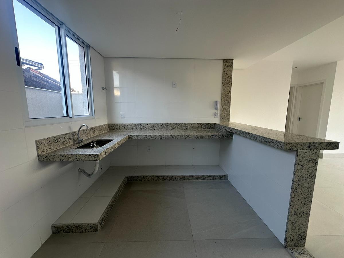 Apartamento, Ipiranga, 2 Quartos, 2 Vagas, 1 Suíte