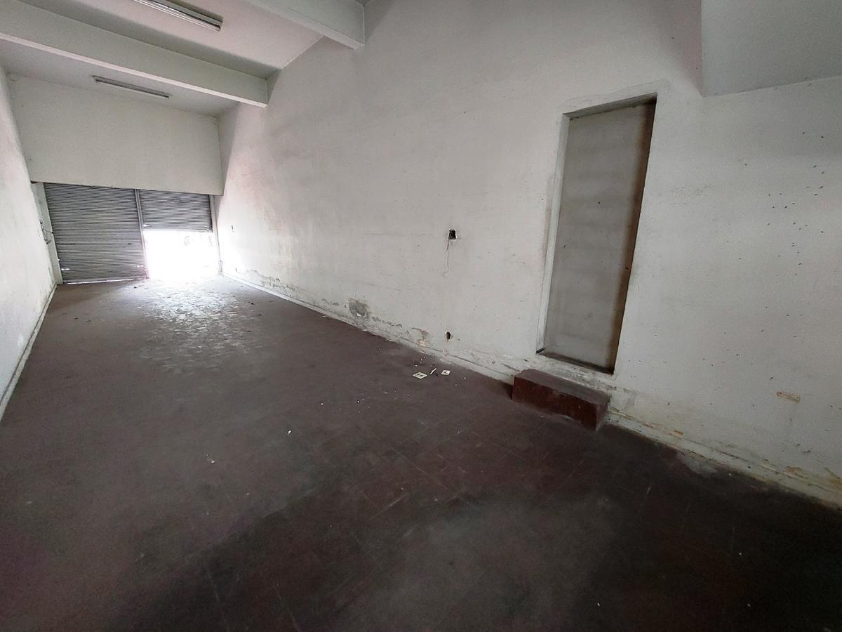 Andar, Barroca, 1 Quarto, 0 Vaga, 1 Suíte