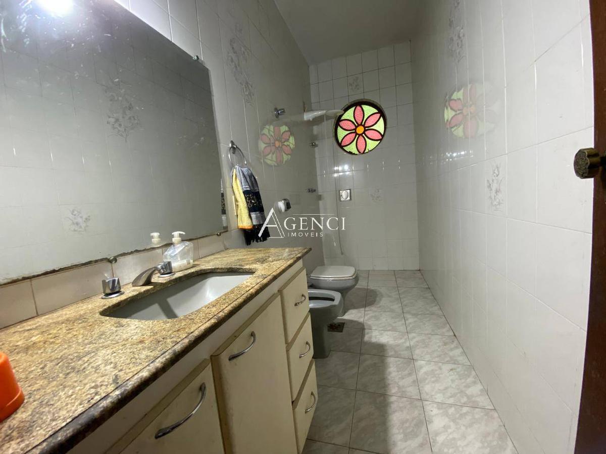 Casa, Camargos, 3 Quartos, 0 Vaga, 1 Suíte
