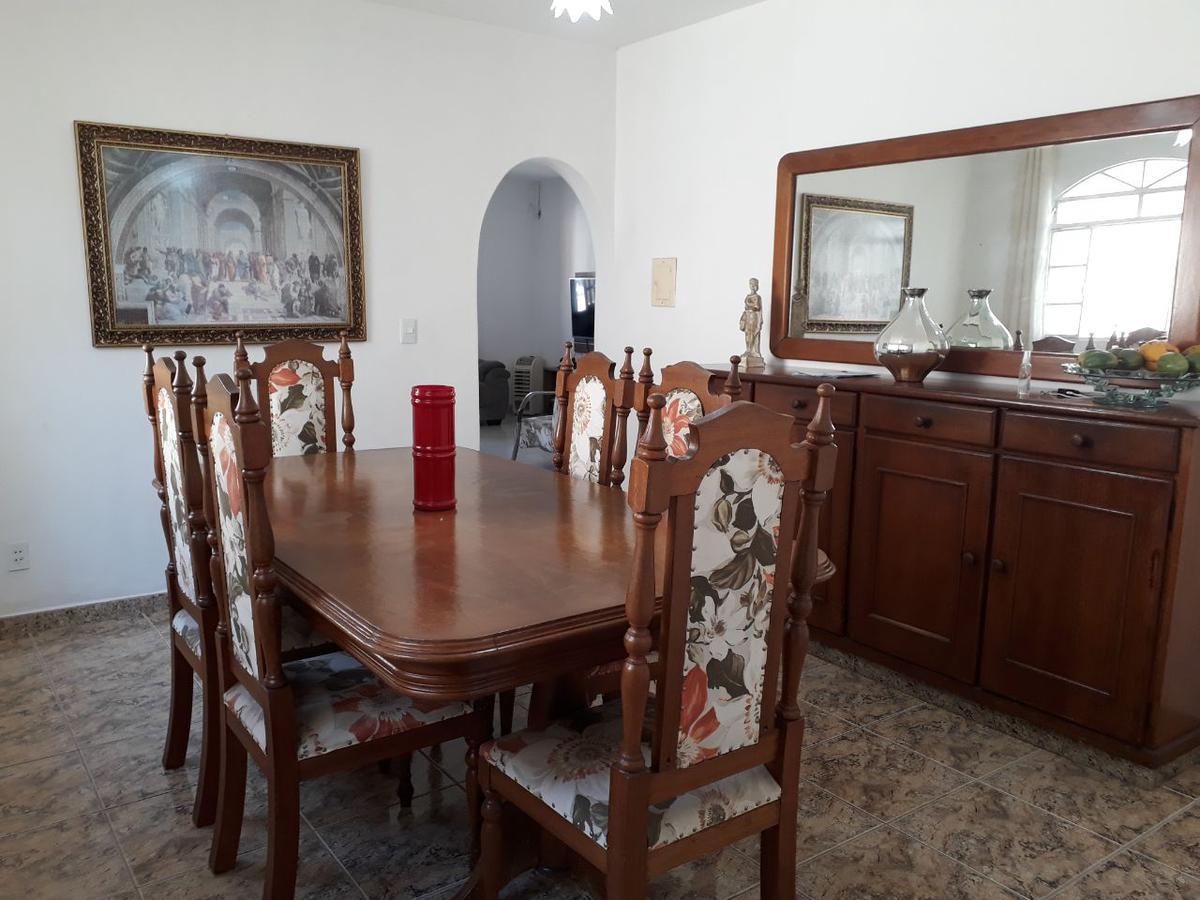 Casa, Vila Pérola, 3 Quartos, 5 Vagas, 1 Suíte