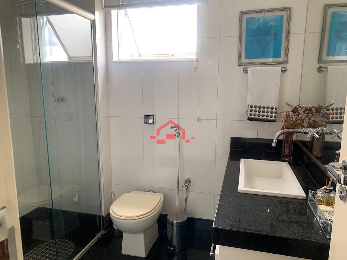 Apartamento, Funcionários, 4 Quartos, 2 Vagas, 1 Suíte