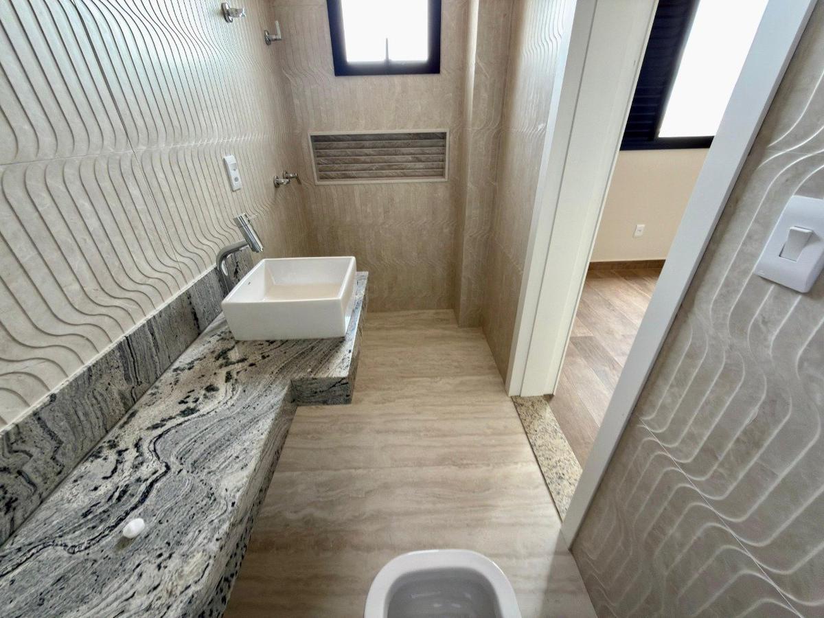 Apartamento, Jaraguá, 4 Quartos, 3 Vagas, 1 Suíte