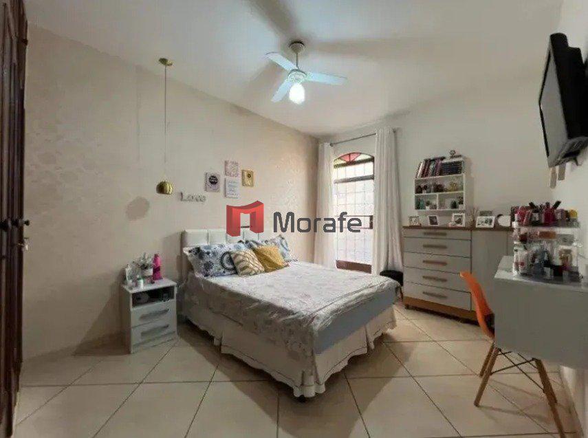 Casa, Itapoã, 4 Quartos, 2 Vagas, 1 Suíte