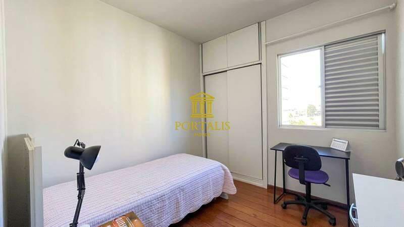 Cobertura, Luxemburgo, 4 Quartos, 2 Vagas, 1 Suíte