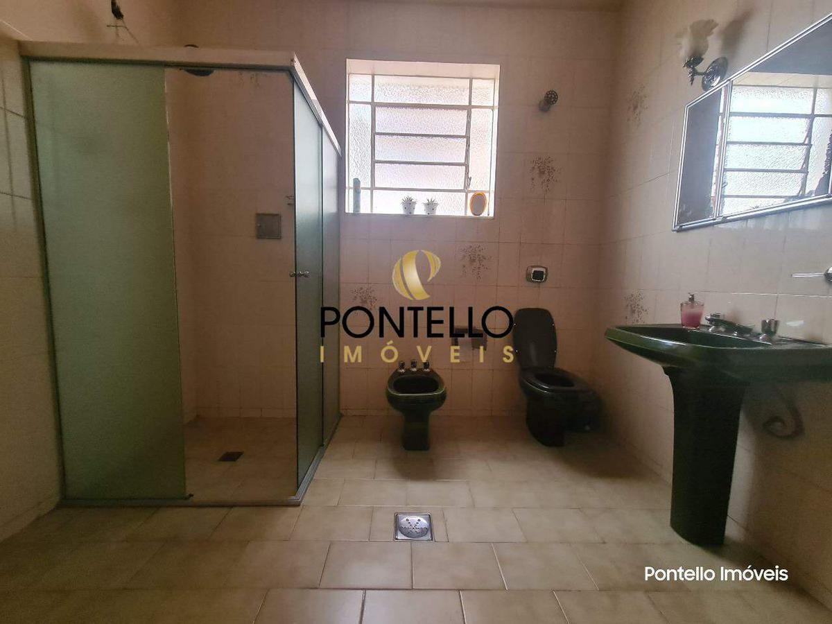 Casa, Cachoeirinha, 9 Quartos, 2 Vagas, 1 Suíte