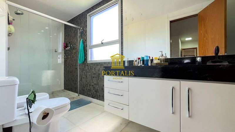 Apartamento, Serra, 3 Quartos, 3 Vagas, 2 Suítes