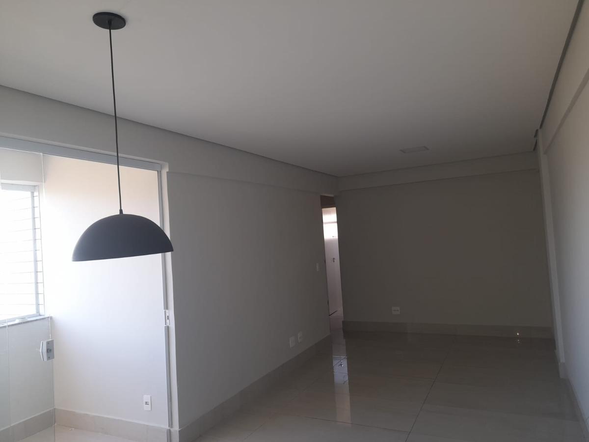 Apartamento, Sagrada Família, 3 Quartos, 2 Vagas, 1 Suíte