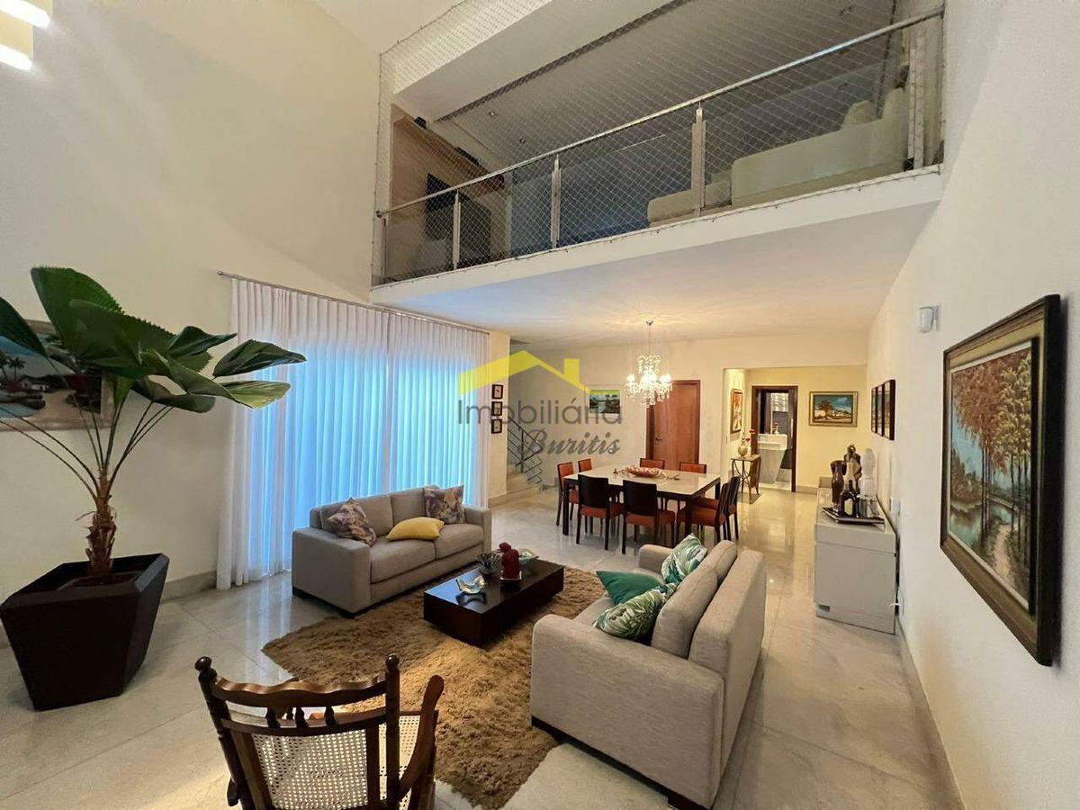 Casa, Buritis, 4 Quartos, 4 Vagas, 4 Suítes