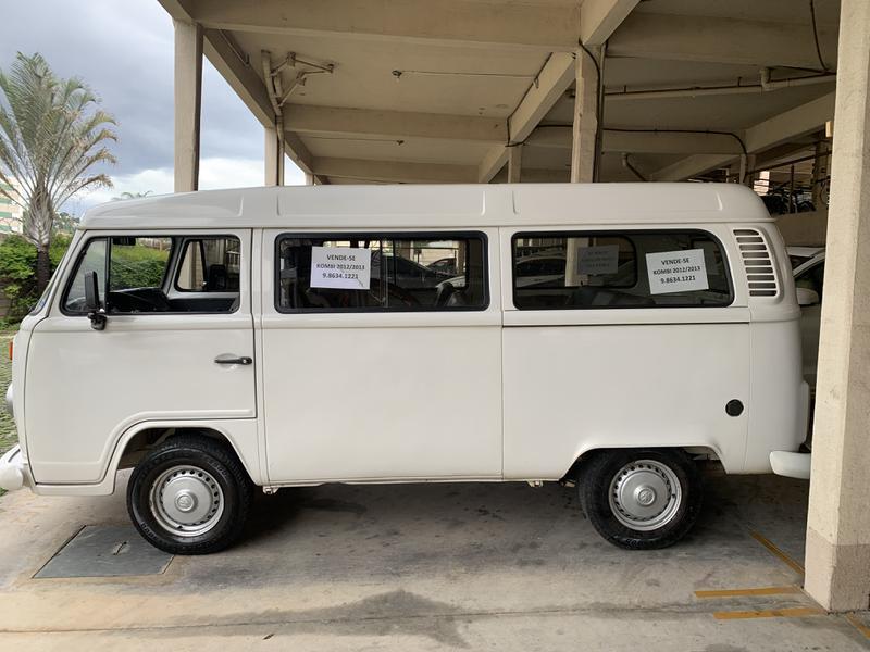 Volkswagen Kombi Standard 1.4 MI Total Flex 8v