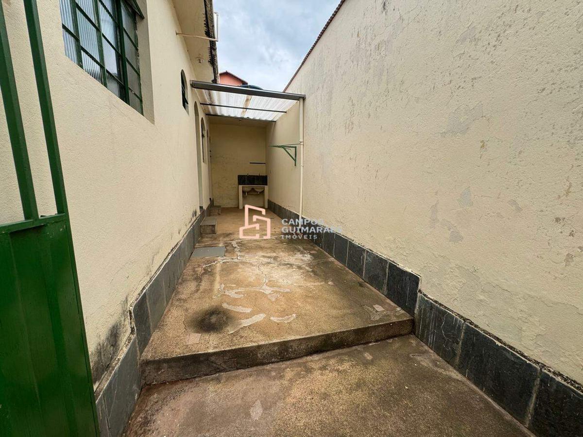 Casa, Bosque de Ibirité, 1 Quarto, 1 Vaga