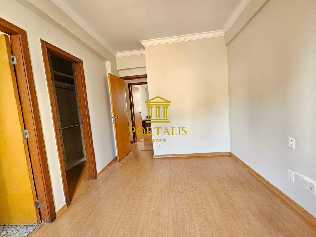 Apartamento, Santa Teresa, 4 Quartos, 4 Vagas, 2 Suítes