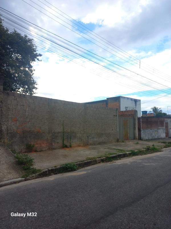 Lote, Florença, 0 Quarto, 0 Vaga