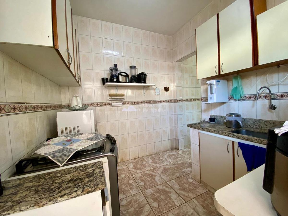 Casa, Itapoã, 3 Quartos, 4 Vagas, 1 Suíte