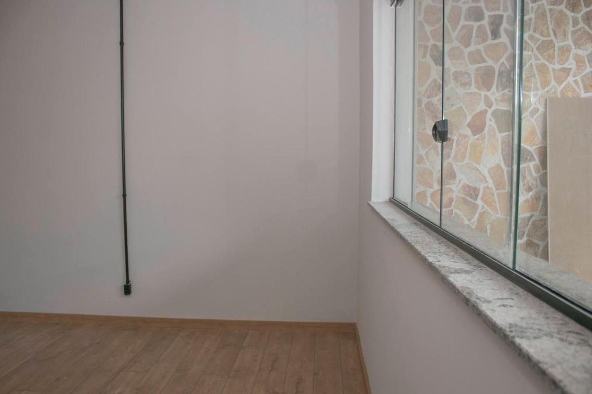 Casa Comercial, Colégio Batista, 5 Quartos, 3 Vagas