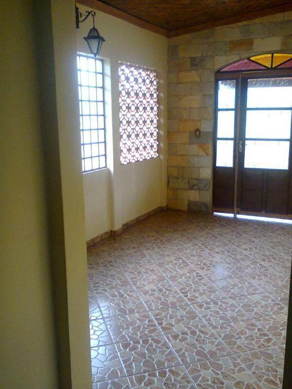 Casa, Pompeu, 3 Quartos, 5 Vagas