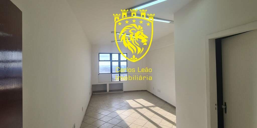 Sala, Estoril, 0 Quarto, 2 Vagas