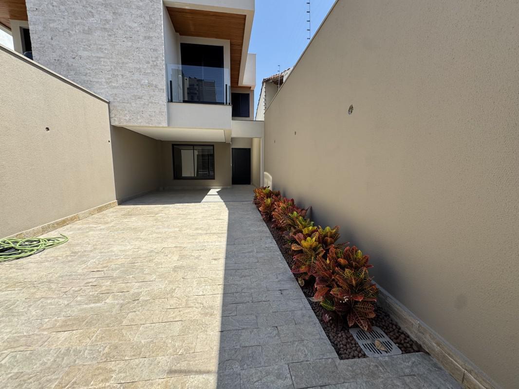 Casa, Jaraguá, 4 Quartos, 3 Vagas, 1 Suíte