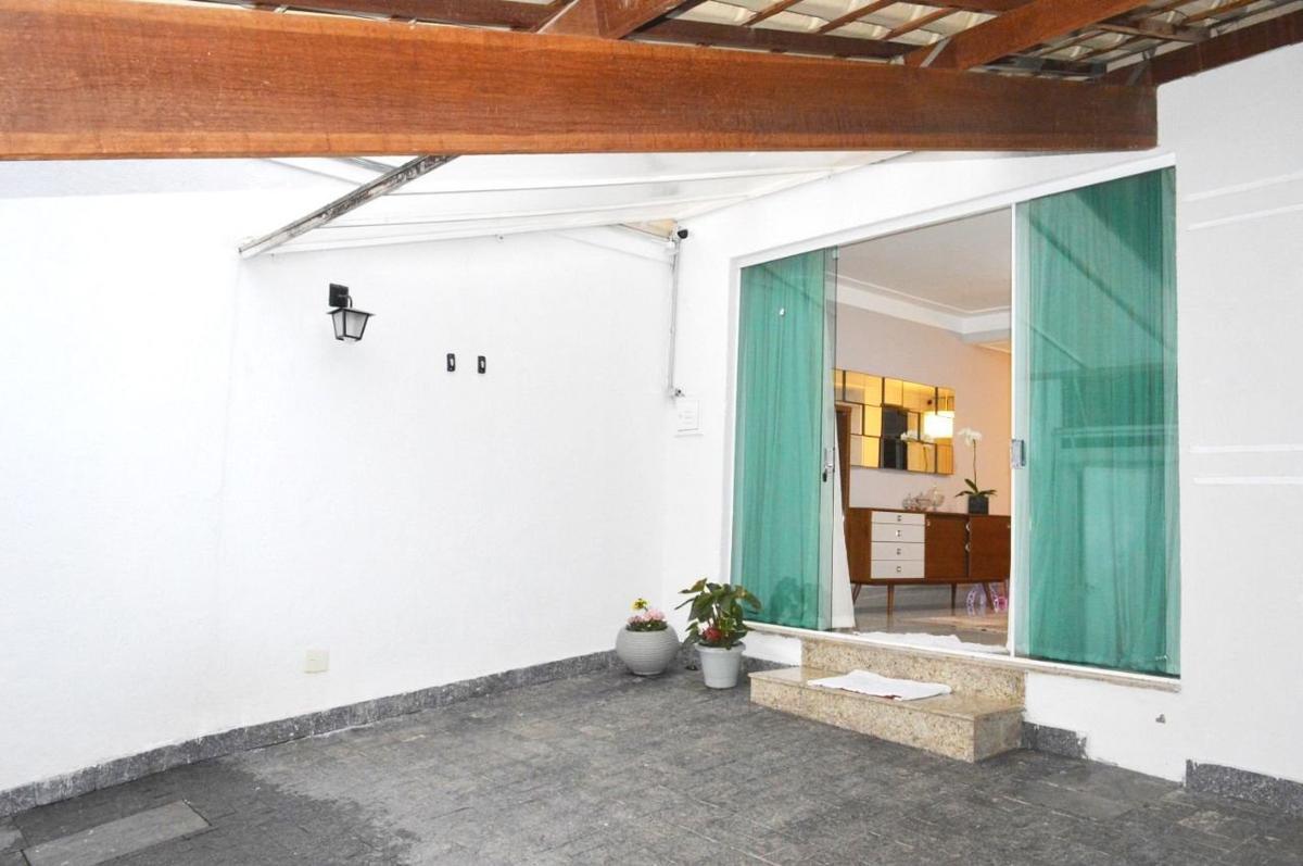 Casa, Castelo, 3 Quartos, 2 Vagas, 1 Suíte